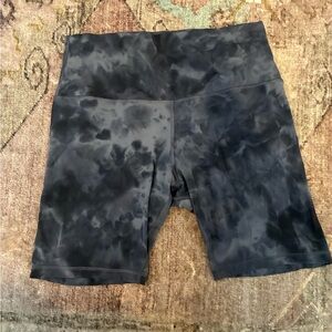 Lululemon Align Biker Shorts - 8”